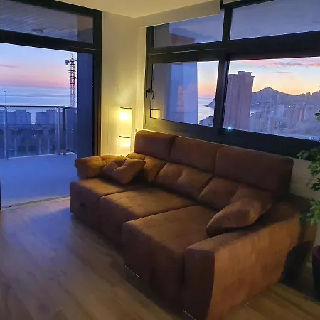 Sunset Waves By Kalmarent