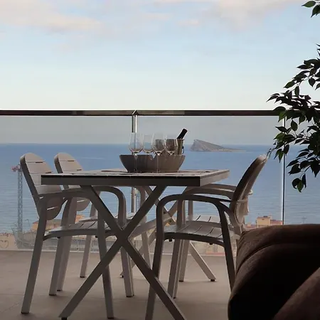 Sunset Waves By Kalmarent Benidorm