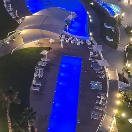 Daire Sunset Waves By Kalmarent *