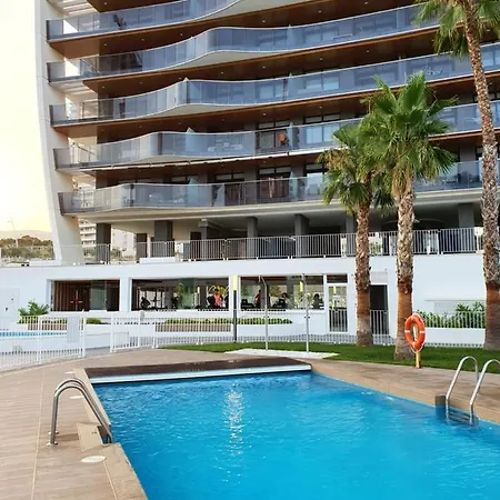 Daire Sunset Waves By Kalmarent