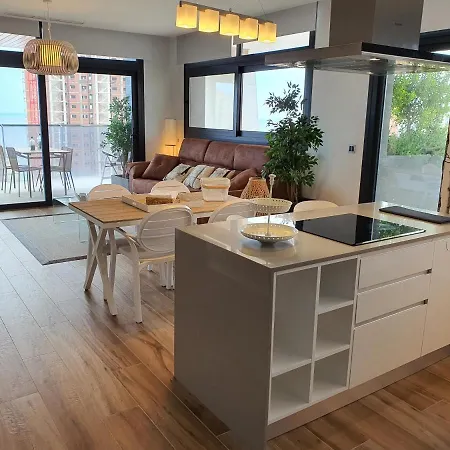 Sunset Waves By Kalmarent Apartmán Benidorm