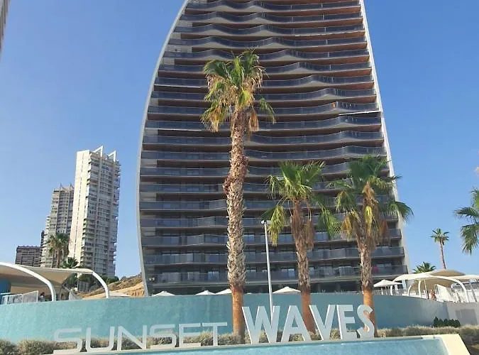 Sunset Waves By Kalmarent Apartment